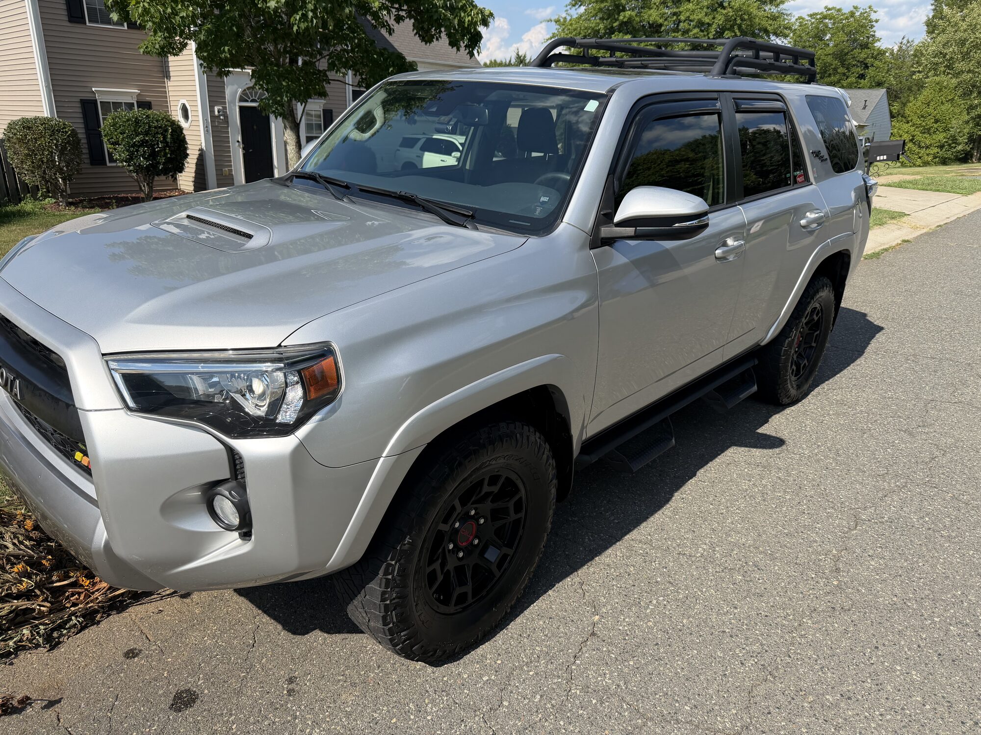 Silver Toyota 4Runner — after detailing